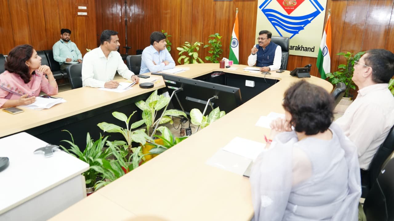 उत्तराखण्ङ में पीएमश्री योजना की तर्ज पर बनेगी स्कूलों के लिए योजनाः मुख्य सचिव