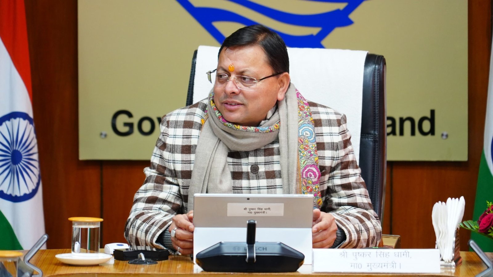 मुख्यमंत्री  पुष्कर सिंह धामी ने एंजेल चकमा के पिता से की फोन पर वार्ता ,एंजेल चकमा के हत्यारोपियों को सख्त सजा दिलाने का आश्वासन