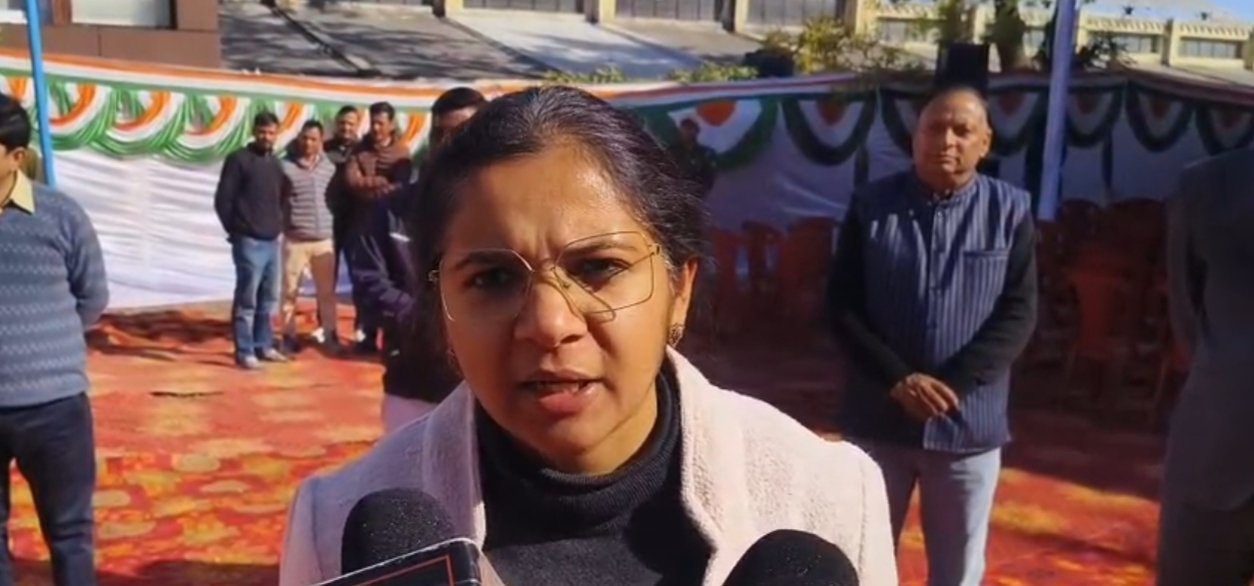 जनता की समस्याओं के समाधान को प्राथमिकता: टिहरी डीएम का आदेश- अधिकारी,शिक्षक 8 किलोमीटर के अंदर ही करें निवास