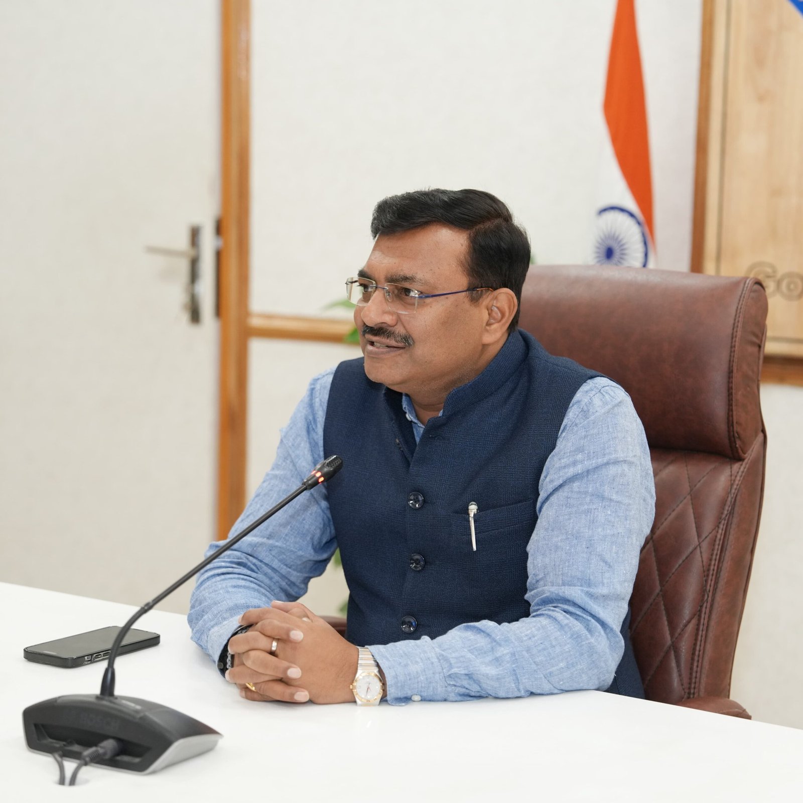 गैस, ईंधन व आवश्यक वस्तुओं की पर्याप्त आपूर्ति सुनिश्चित, पैनिक होने की आवश्यकता नहीं—मुख्य सचिव