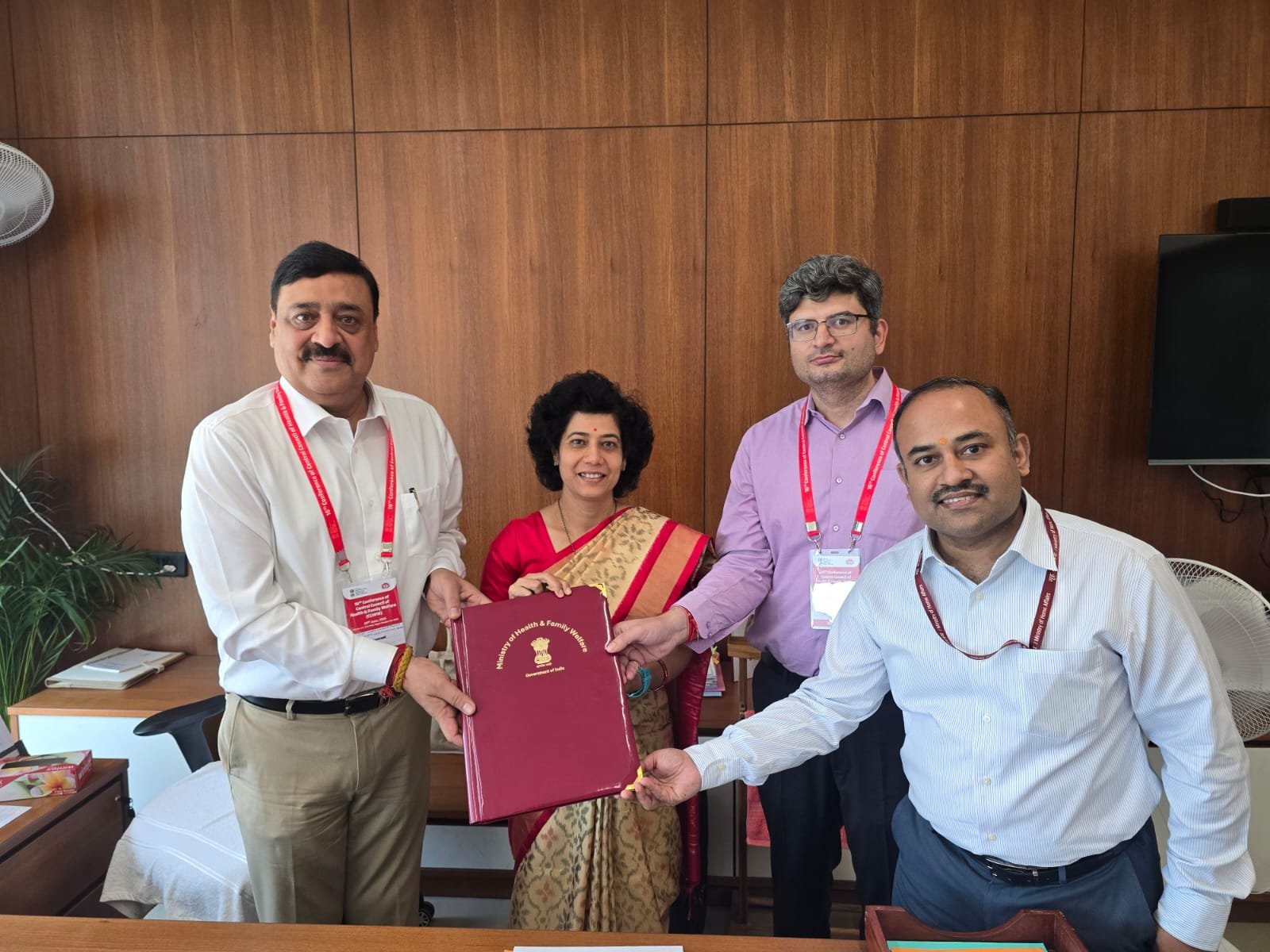 उत्तराखंड की स्वास्थ्य सेवाओं को मिलेगा आधुनिक तकनीकी उपकरणों का सुदृढ़ आधार,प्रधानमंत्री निधि के अंतर्गत प्रदेश को उपलब्ध होंगी 4 एमआरआई, 5 डिजिटल मैमोग्राफी एवं 75 एआई-सक्षम हैंडहेल्ड एक्स-रे मशीनें