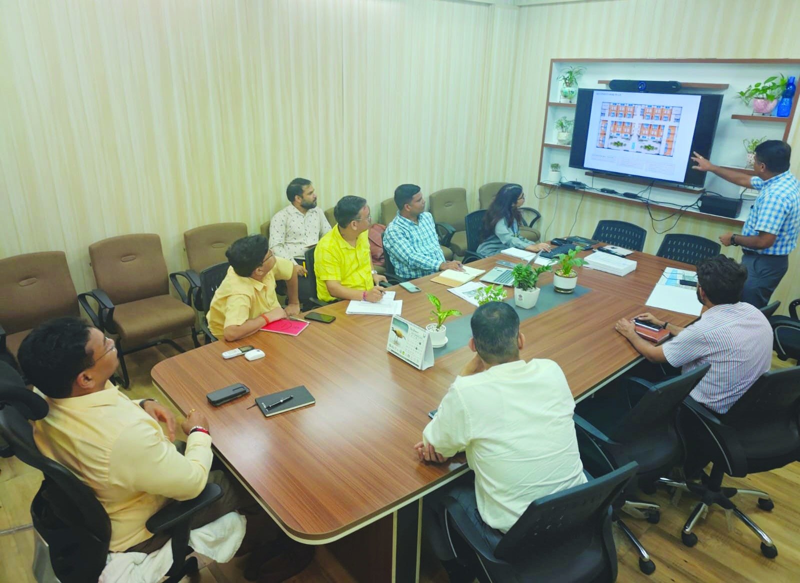 धामी सरकार का नया विकास मॉडल: अयोध्या में संस्कृति, रुद्रपुर में युवा शक्ति पर फोकस